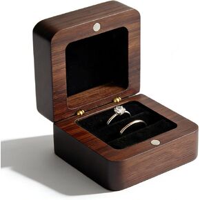 صندوق خاتم خشبي من خشب الجوز الأسود الصلب مع فتحة واحدة، حقيبة تخزين حلقية خشبية عتيقة حامل هدايا خاتم لحفل خطوبة وحفل زفاف in Kuwait