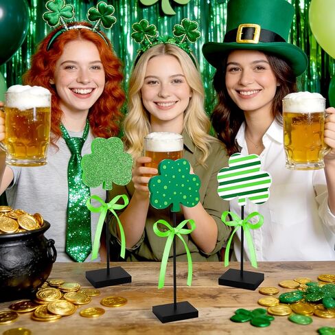 3 قطع من ديكورات عيد القديس باتريك، صينية متدرجة لعيد القديس باتريك، ديكور طاولة خشبية شامروك أيرلندي، ديكور قائم بذاته لعيد القديس باتريك، قطع مركزية باللون الأخضر البرسيم المحظوظ لحفلات المنزل in Kuwait