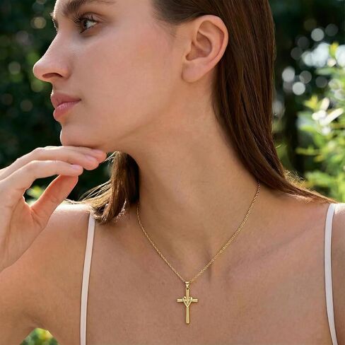 Cross Necklace for Women 14K Gold Cross Necklaces for Women Gold Crosses Chain Pendant Necklaces for Womens Heart Fusion Design Womens Crosses Necklace in Saudi Arabia