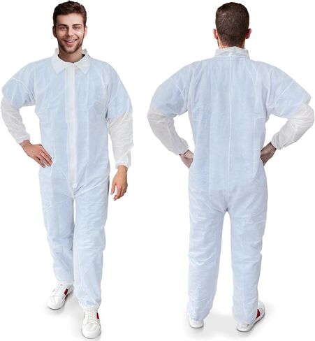 AMZ Medical Supply مآزر بيضاء للاستعمال مرة واحدة، مقاس كبير. عبوة مكونة من 25 غطاء مختبر للاستعمال مرة واحدة، 50 جرام لكل متر مربع من البولي بروبيلين. ملابس عمل للجنسين للنساء/الرجال. زي Hazmat للبالغين بسحاب أمامي ومعصمين مرنين in Kuwait