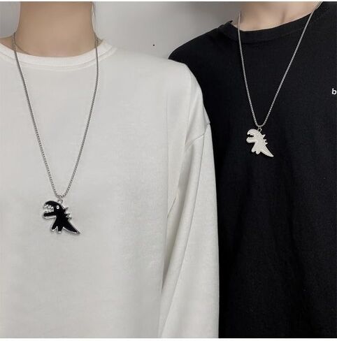 ZMANYIJEW Hugging Fox and Wolf Pendant Necklace Matching Friendship Necklace Inspired Couple Necklace BFF Long-Range Matching Friendship Necklace in Saudi Arabia