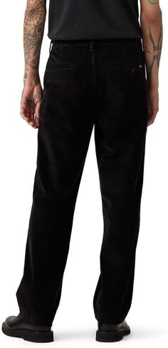 Levi's Mens Xx Chino Relaxed Straight in Saudi Arabia