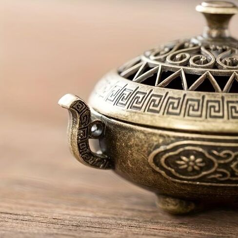 قطعة واحدة من مبخرة البخور البرونزية ذات الطراز العتيق، حامل بخور ثلاثي القوائم صغير بتصميم منحوت مجوف، مبخرة علاجية عطرية للتأمل واليوجا وديكور المنزل، هدية روحية للباحثين عن اليقظة الذهنية in Kuwait