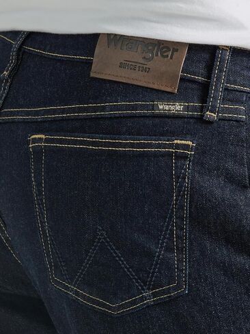بنطلون جينز رجالي من Wrangler ذو مقاس عادي قابل للتمدد، من قماش الدنيم Rinse Denim، مقاس 30 عرضًا × 30 طولًا in Saudi Arabia