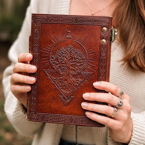 دفتر يوميات جلدي لشجرة الحياة من MONTEXOO - مذكرات كراسة الرسم للرجال والنساء مقاس 5 × 7 بوصات مع 200 صفحة ظلال كتب عتيقة مصنوعة يدويًا باللون البني القديم in Kuwait