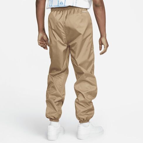 Nike Men's Therma-FIT Standard Issue Winterized Basketball Pants, Dark Driftwood/Pale Ivory, 2XL in Saudi Arabia