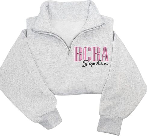 سترة محلل سلوك مخصص من Chillever بسحاب ربع سنوي، هدية لـ BCBA، قميص BCBA يحمل الاسم على الكم، هدية تخرج محلل سلوك معتمد من مجلس الإدارة، هدايا أسبوع تقدير البكالوريوس in Saudi Arabia