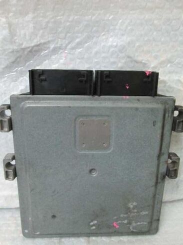 وحدة التحكم في المحرك ECM GT تناسب 15-17 متوافقة مع موستانج FR3A-12A650-DBE FR3A12A650DBE in Kuwait
