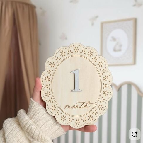 Baby Girl Monthly Milestone Signs, 1-12 Monthly Baby Milestone Girl, Newborn Photography Props Double-Sided, Nursery Decor for Girls (M03) in Kuwait