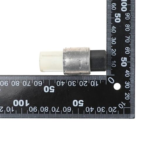 95BW-19E561-AA 95BW19E561AA A/C Air Conditioning Cycling Pressure Switch in Saudi Arabia