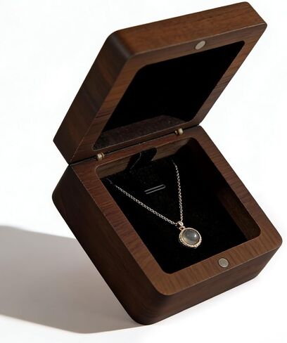 صندوق قلادة خشبي من خشب الجوز من Genunie - حقيبة تخزين قلادات عتيقة، صندوق هدايا خشبي لقلادة لعيد الميلاد والذكرى السنوية وعيد الحب وعيد الأم in Kuwait