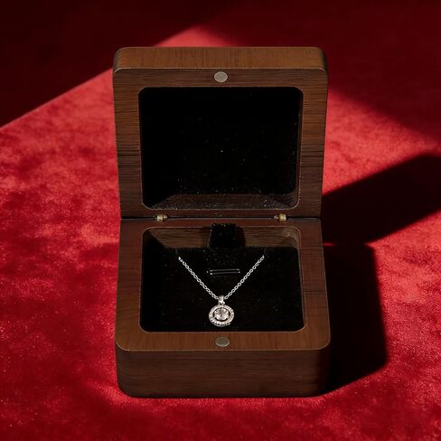 صندوق قلادة خشبي من خشب الجوز من Genunie - حقيبة تخزين قلادات عتيقة، صندوق هدايا خشبي لقلادة لعيد الميلاد والذكرى السنوية وعيد الحب وعيد الأم in Kuwait