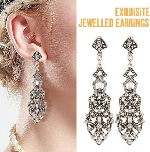 مجموعة إكسسوارات فلابر من عشرينيات القرن العشرين، تتضمن إكسسوارات فلابر عصابة رأس وقلادة من اللؤلؤ وقفازات قابلة للطي للنساء وحفلات جاتسبي شامبانيا in Kuwait