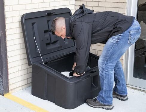 Buyers Products 9031105 Heavy Duty Poly Storage Bin, 35 Gallon Capacity in Saudi Arabia