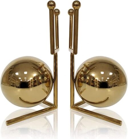 نهايات الكتب، الدفتين المعدنية، ديكور المنزل الأوروبي، الدفتين الذهبية للكتب الثقيلة، هدايا الأطفال، ديكور الدراسة المكتبية، دعم الكتب in Kuwait