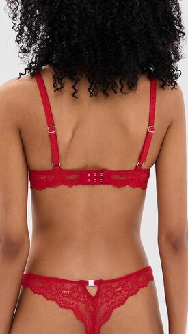 Fleur du Mal Women's Bianca Lace Thong in Saudi Arabia