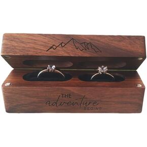 صندوق خاتم من خشب الجوز مصنوع يدويًا من molchagar مع غطاء مغناطيسي منقوش عليه عبارة "The Adventure Begins" - هدية الذكرى السنوية والزفاف للأزواج، صندوق تخزين المجوهرات، حامل تذكار in Kuwait