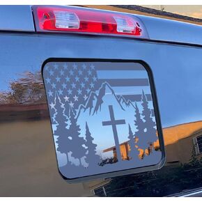 لسيارة Jeep Gladiator JT 2020-2026 ملصقات نافذة على شكل العلم الأمريكي المتقاطع لغابة الجبال الجبلية، ملصق فينيل أسود غير لامع بعلم الولايات المتحدة الأمريكية للنافذة المنزلقة الخلفية المتوسطة، ملحقات خارجية للشاحنة الوطنية in Kuwait