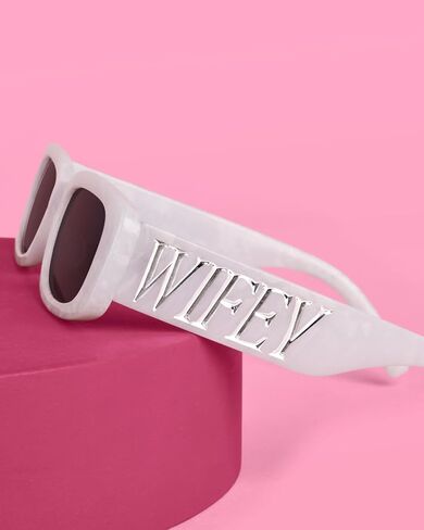 xo، نظارة شمسية Fetti Wifey - سنيس من الرخام الأبيض | حفلة توديع العزوبية، حفل الزفاف، الخطوبة، الشاطئ، هدية العروس، إكسسوارات الزوجة in Saudi Arabia