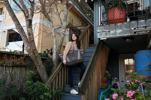 حقيبة كتف كبيرة من كاسكيد ماونتن تيك مع حقيبة كتف للسفر والعمل وصالة الألعاب الرياضية in Kuwait