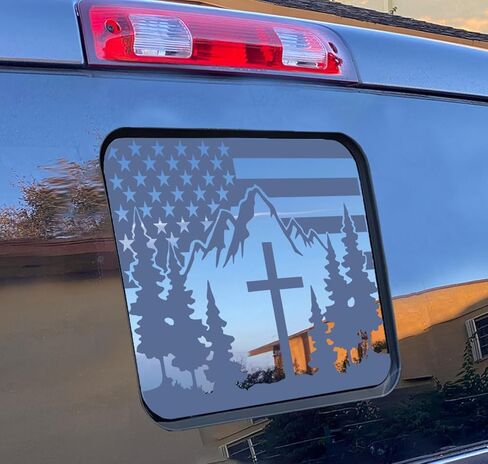 لسيارة Jeep Gladiator JT 2020-2026 ملصقات نافذة على شكل العلم الأمريكي المتقاطع لغابة الجبال الجبلية، ملصق فينيل أسود غير لامع بعلم الولايات المتحدة الأمريكية للنافذة المنزلقة الخلفية المتوسطة، ملحقات خارجية للشاحنة الوطنية in Kuwait