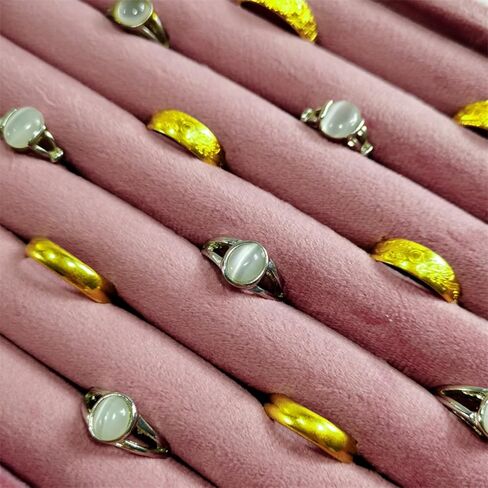 صينية تنظيم الحلقات المخملية، حامل تخزين مجوهرات صغير مع حشوة إسفنجية، صواني حلقات القرط لعرض المجوهرات في المنزل (وردي، 7.9 بوصة × 5.9 بوصة × 1.25 بوصة) in Kuwait