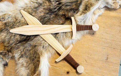 مجموعة لعب خشبية للشباب لشخصين in Kuwait