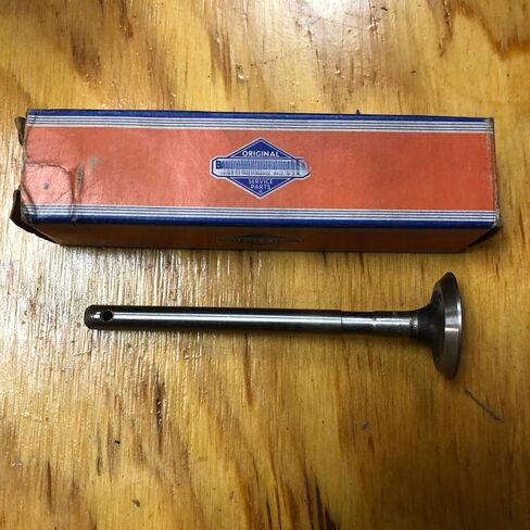 Genuine New 230385 Exhaust Valve Service Part [c],Replacement for NOS Briggs & Stratton OEM in Kuwait