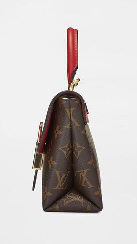 ما يدور حوله يأتي حول حقيبة Louis Vuitton Monogram Lock BB النسائية المفضلة مسبقًا in Kuwait