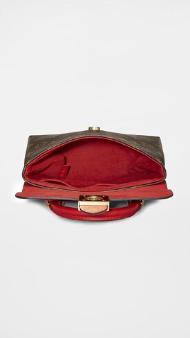 ما يدور حوله يأتي حول حقيبة Louis Vuitton Monogram Lock BB النسائية المفضلة مسبقًا in Kuwait