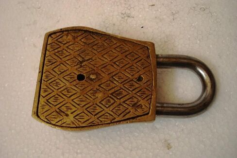 Brass Padlock - Lock with Keys - Working Functional - Brass Made - Type : (OWL - Brass Finish) in Kuwait