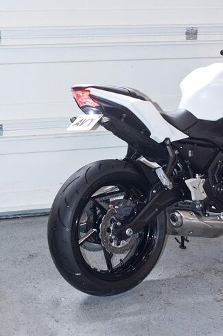 AVT Ninja 650 / z650 NI Fender Eliminator Kit 2020-2026 - إشارات الانعطاف LED المتدفقة in Kuwait