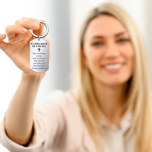 هدايا تأكيد مسيحية للنساء والرجال المؤكدة في سلسلة مفاتيح المسيح، هدايا روحية دينية للمعمودية الكاثوليكية، عيد الميلاد، عيد الميلاد in Kuwait