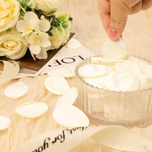 400PCS Real Touch Silk Rose Petals White Premium Fake Silk Flower Petals for Wedding Aisle, Valentine's Day Romantic Night Decor, Table Centerpieces Decor Reusable Fade Resistant in Saudi Arabia