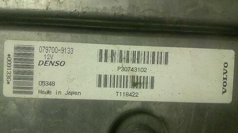 Engine ECM Control Module Fits 04-07 Compatible with Volvo 40 50 70 Series P30743102 30743102 in Saudi Arabia