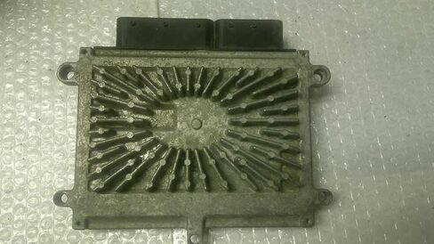 Engine ECM Control Module Fits 04-07 Compatible with Volvo 40 50 70 Series P30743102 30743102 in Saudi Arabia