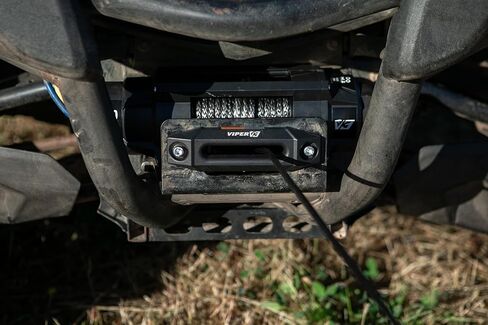 VIPER V3 6000lb UTV/ATV ونش من الدرجة العسكرية مع حبل صناعي أحمر بطول 40 قدمًا. لاسلكي وIP68 مقاوم للماء. شركة باورسبورتس الأمريكية. in Kuwait
