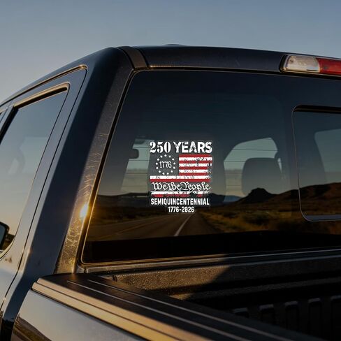 ملصق سيارة للذكرى السنوية الـ 250 للولايات المتحدة، ملصق العلم الأمريكي نحن الشعب المتعثر للسيارات والشاحنات والنوافذ، 1776-2026 ملصق من الفينيل للعلم الوطني نصف المئوي in Kuwait