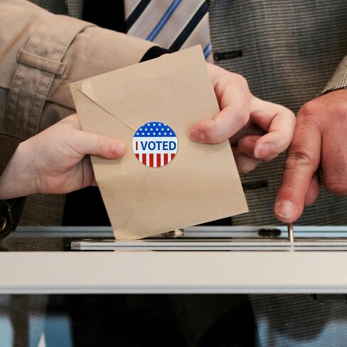 1000 قطعة من ملصقات التصويت لعام 2024، ملصقات لاصقة ذاتية اللصق باللون الأبيض والأحمر والأزرق لعام 2024، وطنية لحملات التصويت الانتخابية، لوازم التصويت التي قمت بالتصويت بها (لفتان، لقد قمت بالتصويت) in Kuwait