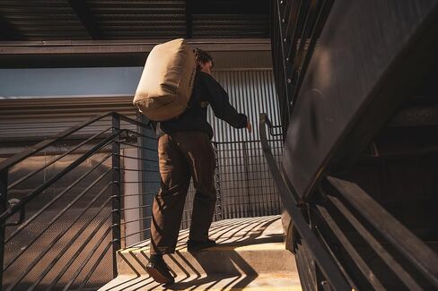 Dakine Ranger Duffle 60L Duffle Bag in Saudi Arabia