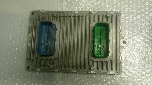 Engine ECM Electronic Control Module 2.4L Fits 15 200 P68102888AG 68102888AG in Saudi Arabia
