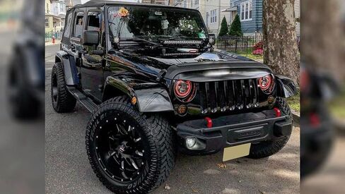 SPYDER Gloss Black Wheel with Painted (22 x 14. inches /8 x 180 mm, -76 mm Offset) in Saudi Arabia