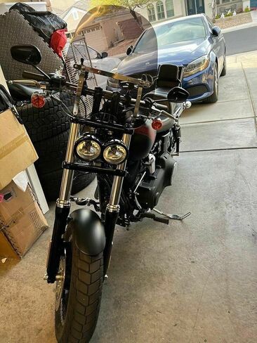 19"x17" Smoke Motorcycle Windshield Windscreen Fit for Harley Davidson Sportster Dyna Glide Softail Honda Kawasaki Suzuki Yamaha Cruiser in Saudi Arabia
