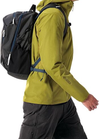 Arc'teryx Mantis 26 Backpack Unisex | Highly Versatile 26L Daypack | Black, One Size in Saudi Arabia