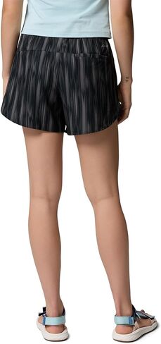 Columbia Women's Vital Valley Print Short in Saudi Arabia