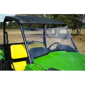 Full windshield compatible with john deere gator xuv 550, xuv 590i, rsx 850i in Saudi Arabia