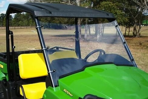 Full windshield compatible with john deere gator xuv 550, xuv 590i, rsx 850i in Saudi Arabia
