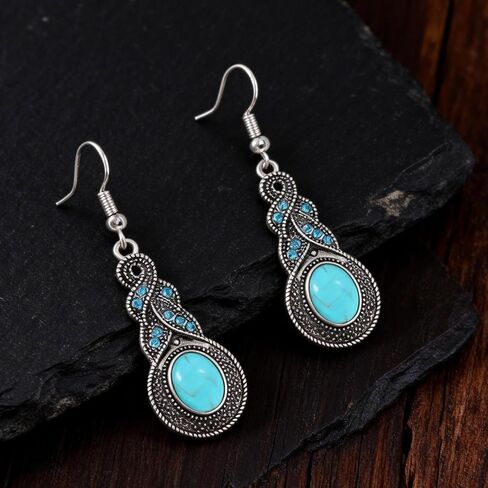 Boho Turquoise Emerald Jewelry Set - Dangle Drop Earrings & Necklace | Western Irish Style for Women | Perfect for St. Patrick's Day & Everyday Wear in Saudi Arabia