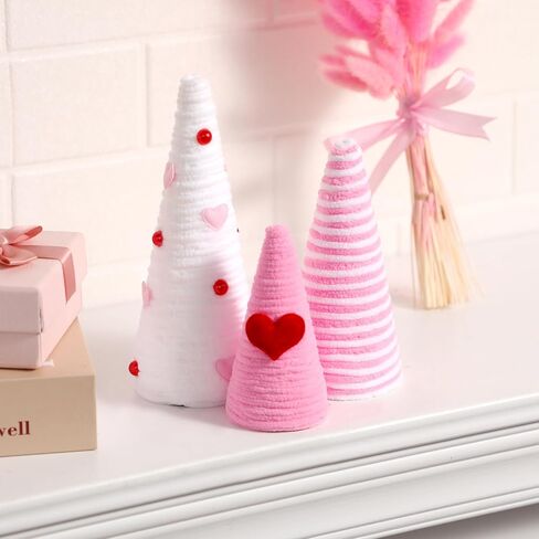 Huray Rayho 3 PCS St Patricks Day Table Decorations Tiered Tray Shamrock Mini Yarn Trees Green and White Farmhouse Decor for Holiday Indoor Room Kitchen Home Decor Party Ideal Gift in Kuwait