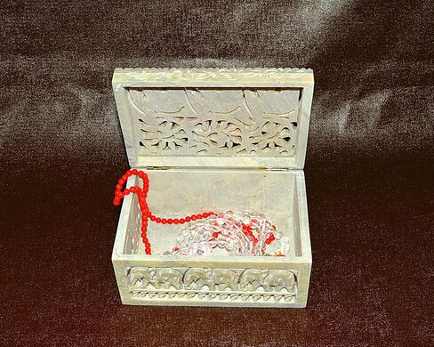 Handmade Decorative Soapstone Jewelry Organizer Box 6x4x3 inch - Carved Beautiful Elephant Floral Design Keepsake Trinket Box | Birthday Anniversary Party Return Gift Jewelry Box for Home Decor Box in Saudi Arabia